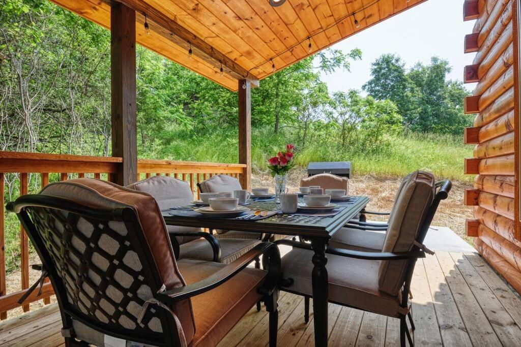 Adventure Retreat/Cabin/Pool+Hot Tub/Game Room+Theater Sevierville Extérieur photo